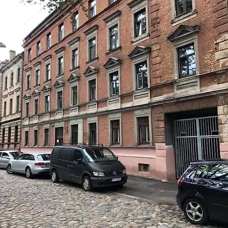 Cozy Apartment Near City Center Riga Exterior photo